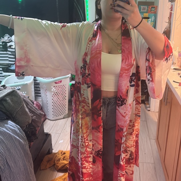 Natori Other - NATORI Floral Pink and Red Kimono Robe
